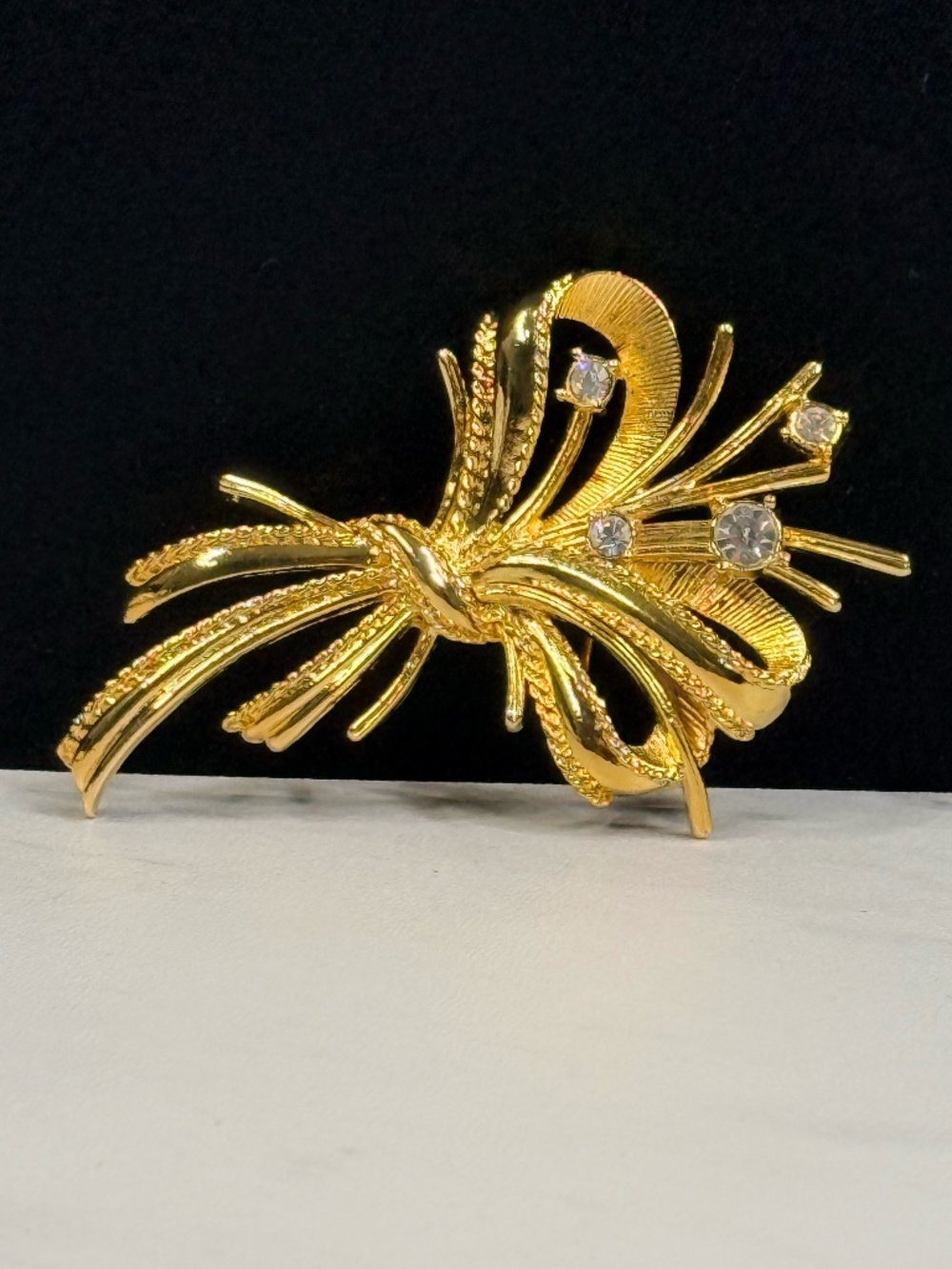 Gold Tone Bouquet Brooch